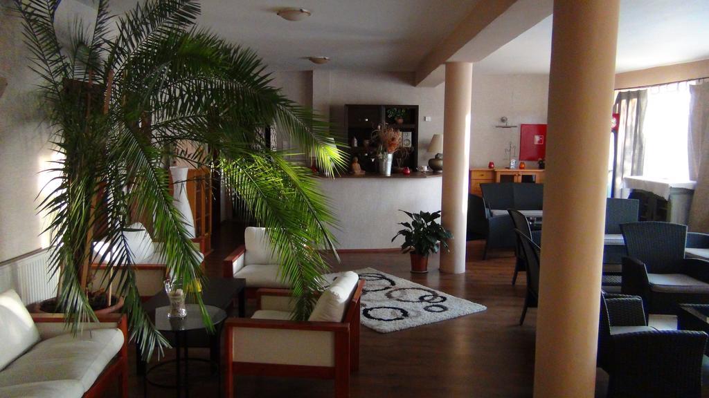 Penzion Vila Aria Nitra Extérieur photo